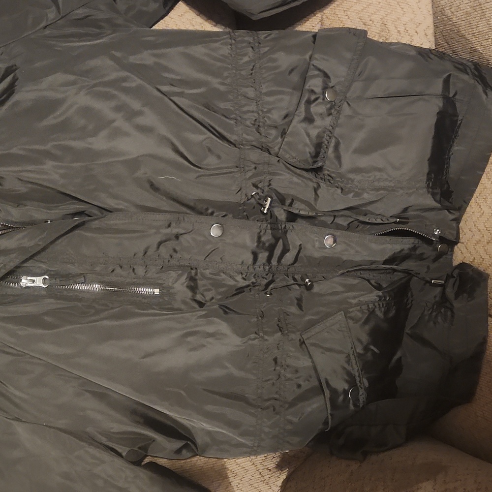 Jacket - Picture 2 of 11